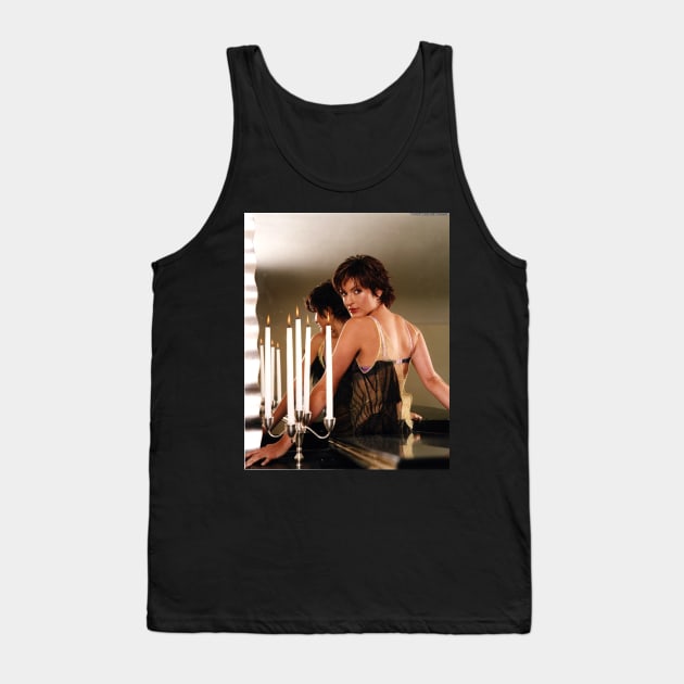 olivia bensonolivia benson Tank Top by sukaarta